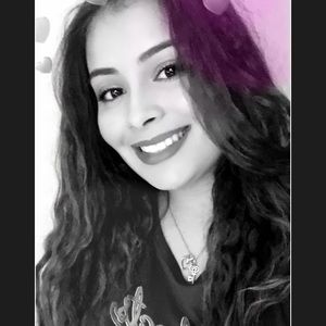 Meet your Posher, Lorena